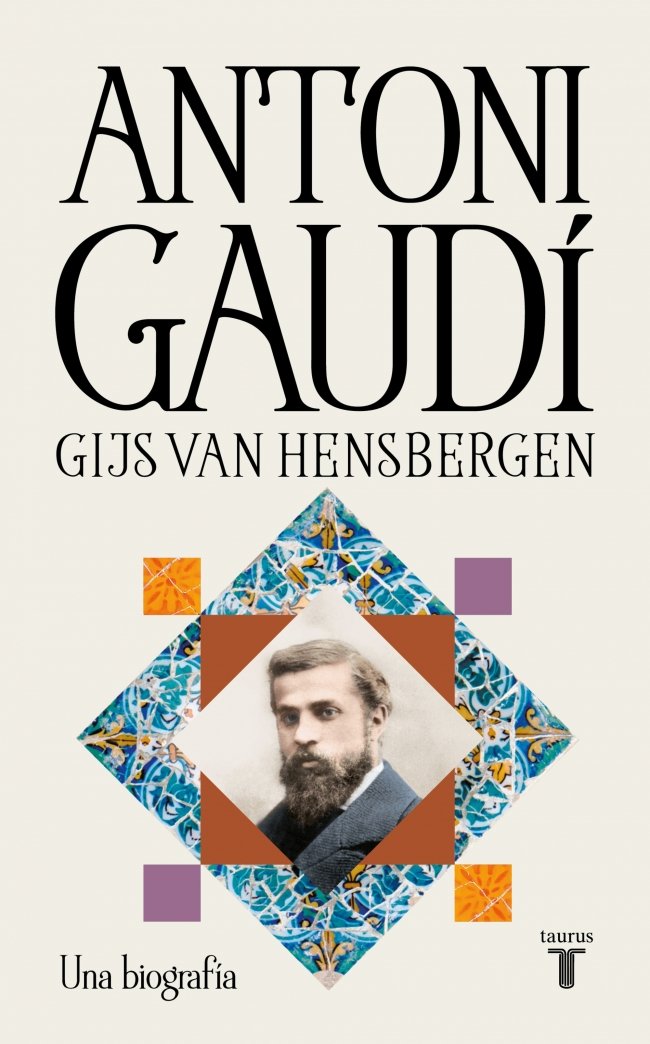 ANTONI GAUDÍ